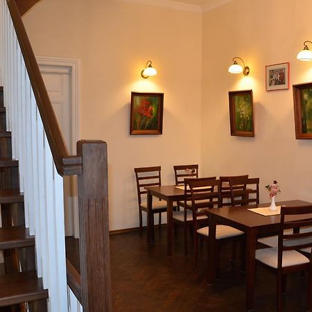 Hotel Mp Lviv Bagian luar foto