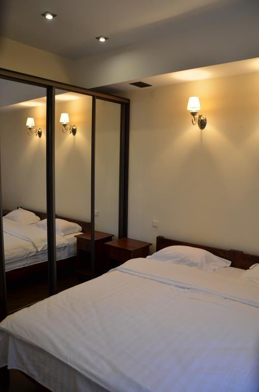 Hotel Mp Lviv Bagian luar foto